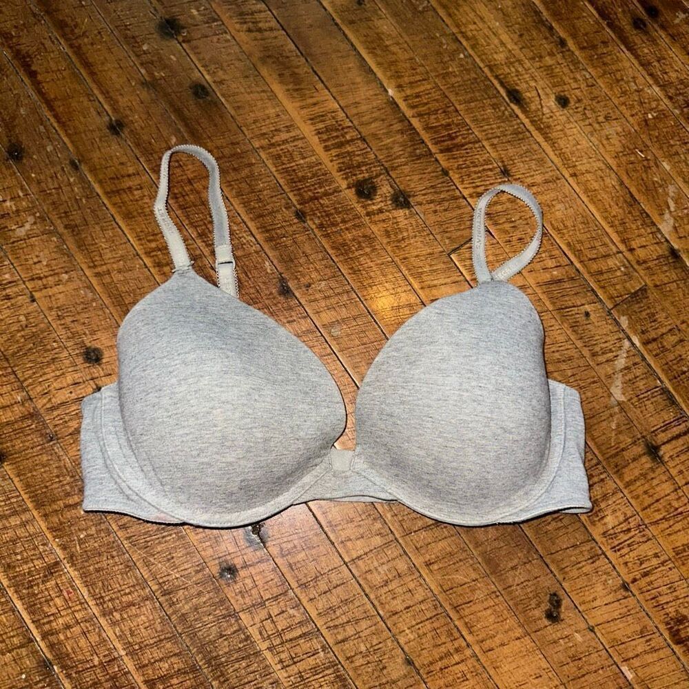 Victoria’s Secret 36D gray cotton jersey push-up bra